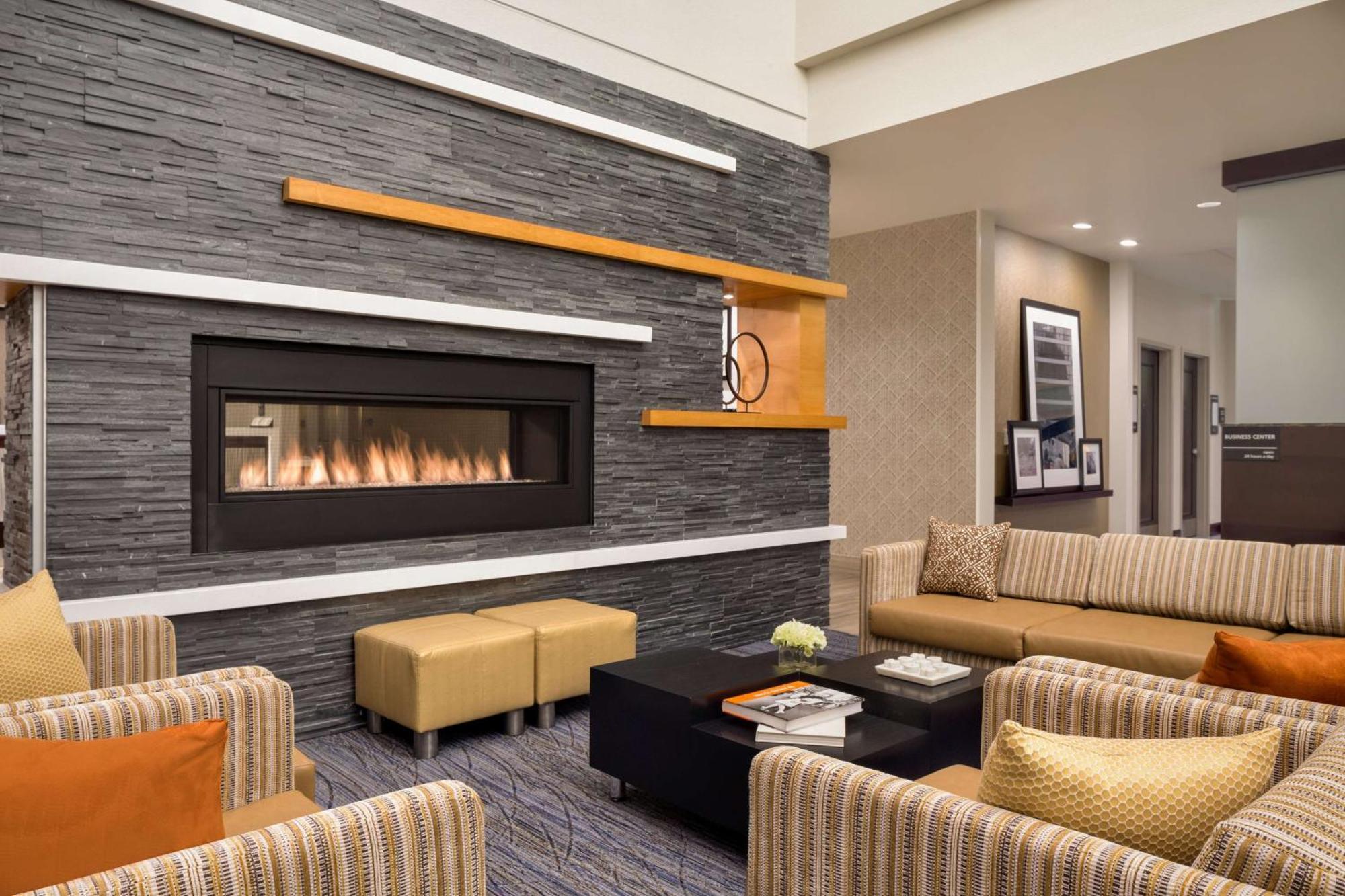 Hampton Inn & Suites Rosemont Chicago O'Hare Exterior photo